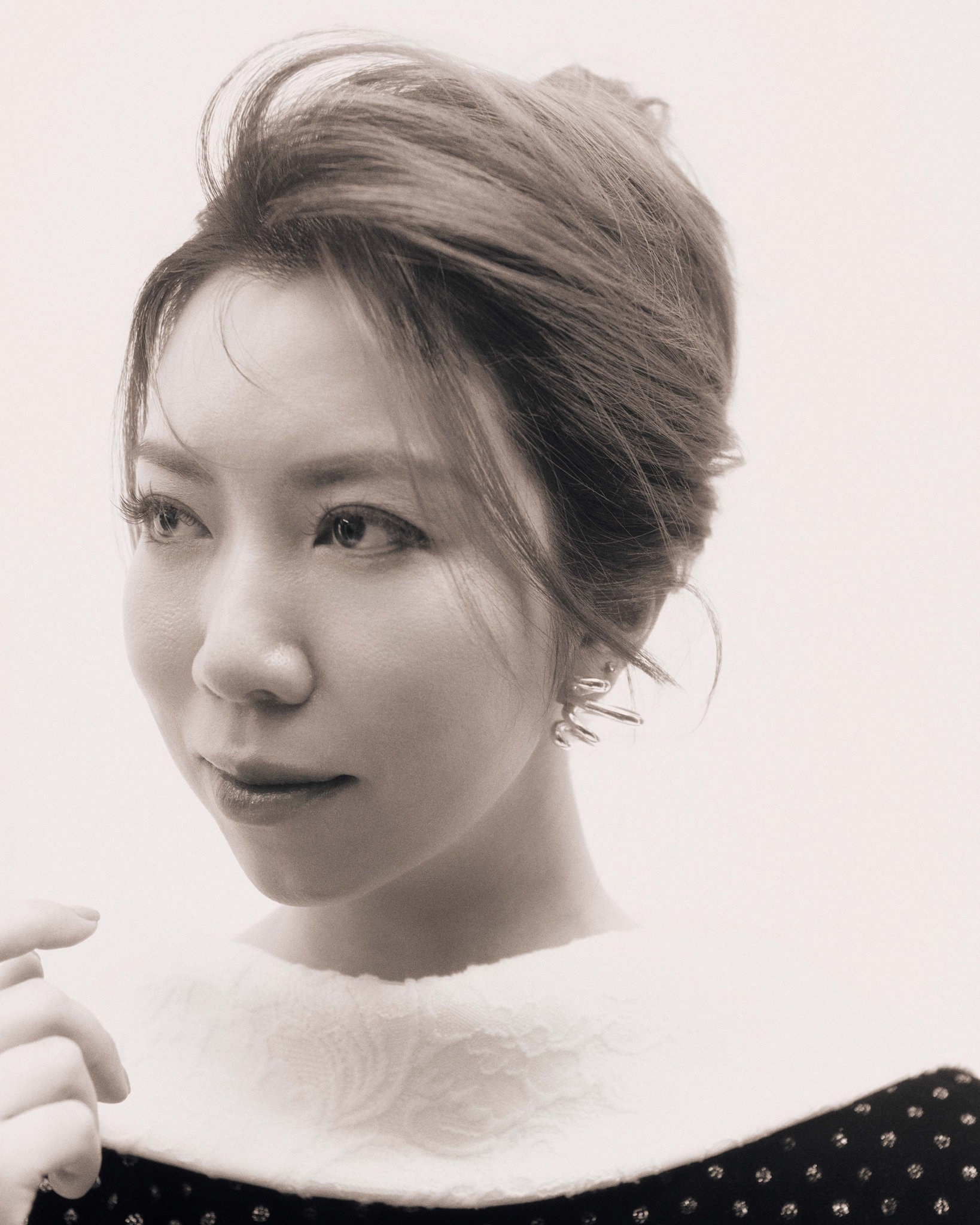 HÀ LINH NGUYỄN